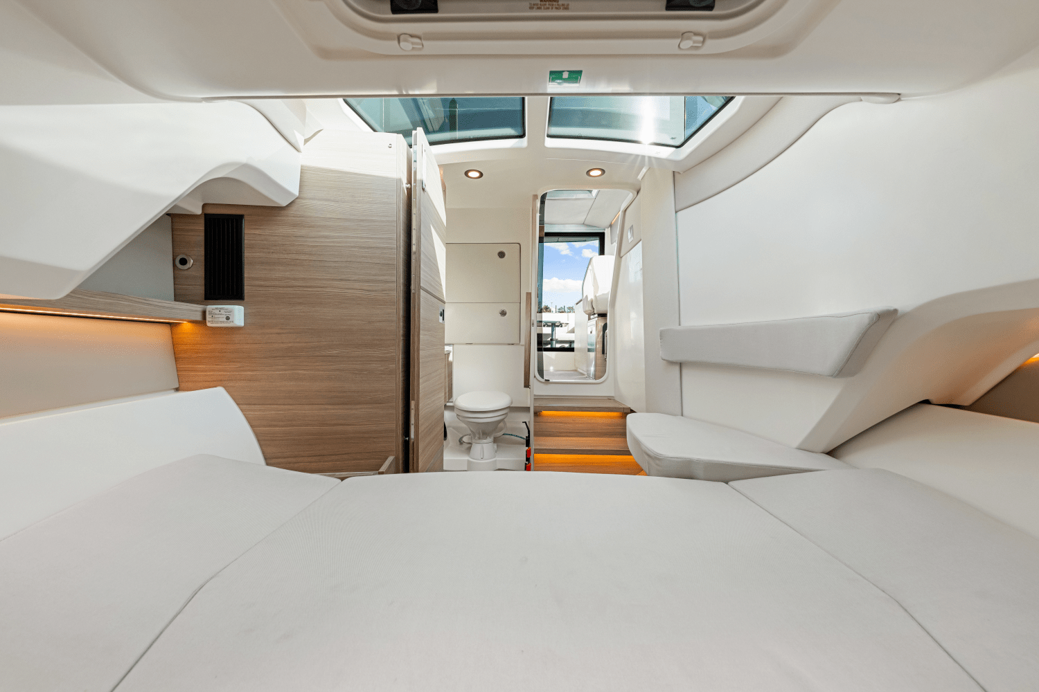 2025 Saxdor 320 GTC Image Thumbnail #63