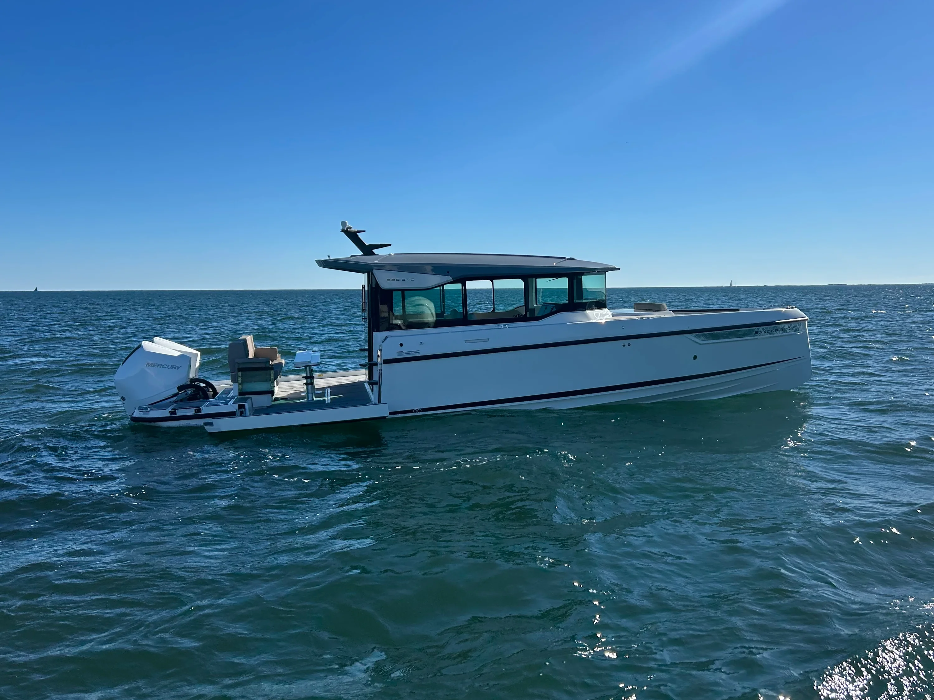 2025 Saxdor 320 GTC Image Thumbnail #6