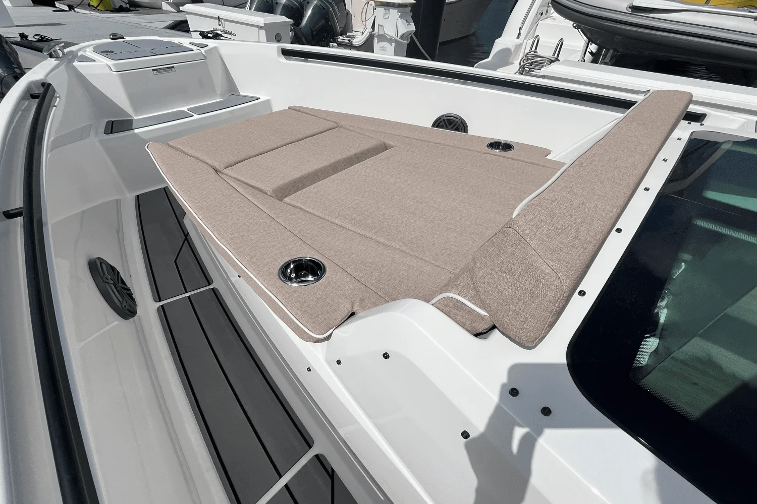 2025 Saxdor 320 GTC Image Thumbnail #20