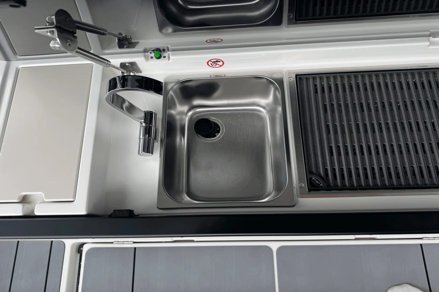 2025 Saxdor 320 GTO Image Thumbnail #25