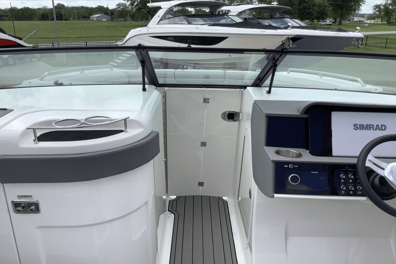 2025 Sea Ray SDX 290 Outboard Image Thumbnail #30