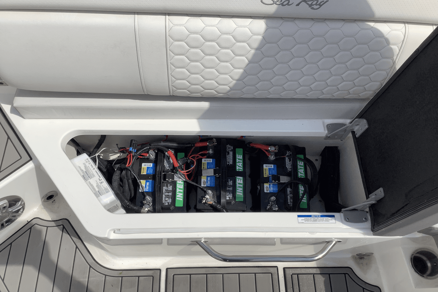 2025 Sea Ray SDX 290 Outboard Image Thumbnail #16