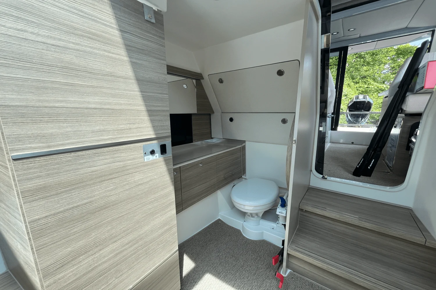 2025 Saxdor 320 GTC Image Thumbnail #18