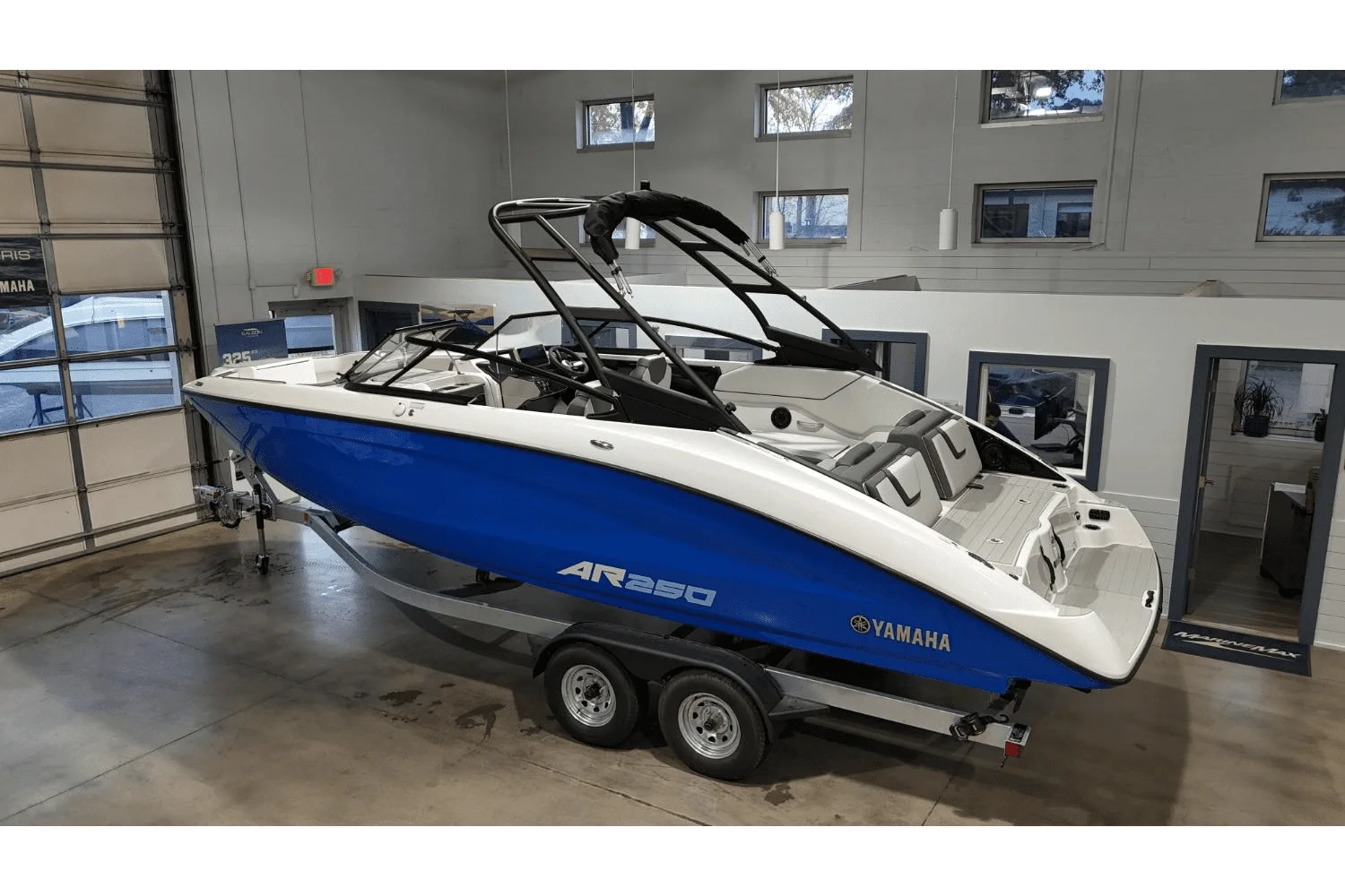 2025 Yamaha AR250 Image Thumbnail #3