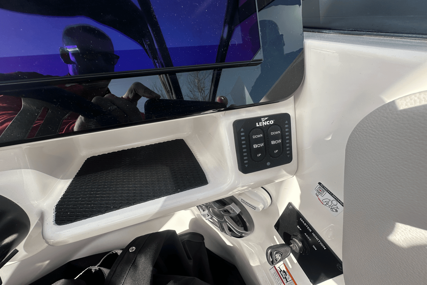 2025 Sea Ray 250 SDX Image Thumbnail #16