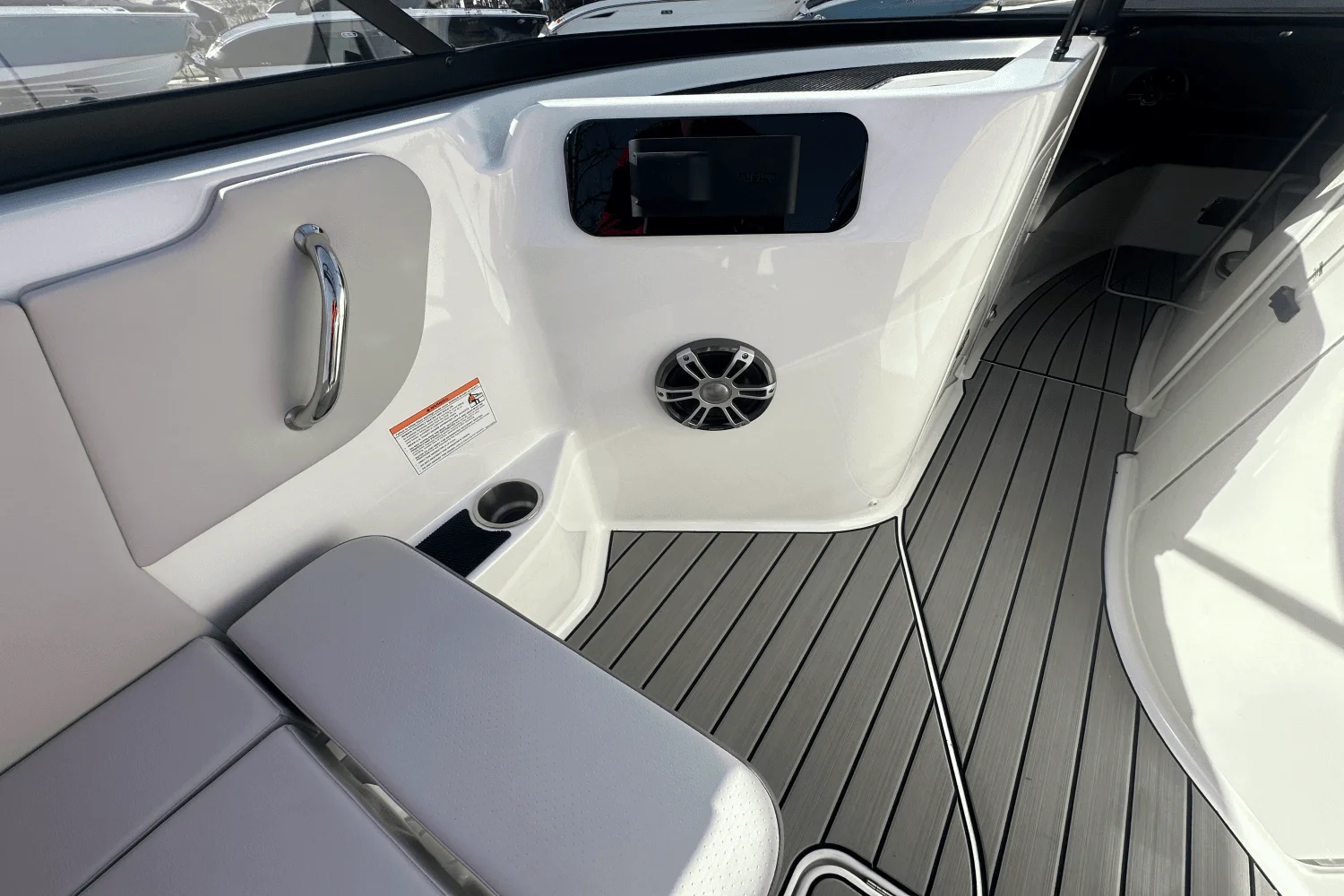 2025 Sea Ray 250 SDX Image Thumbnail #12