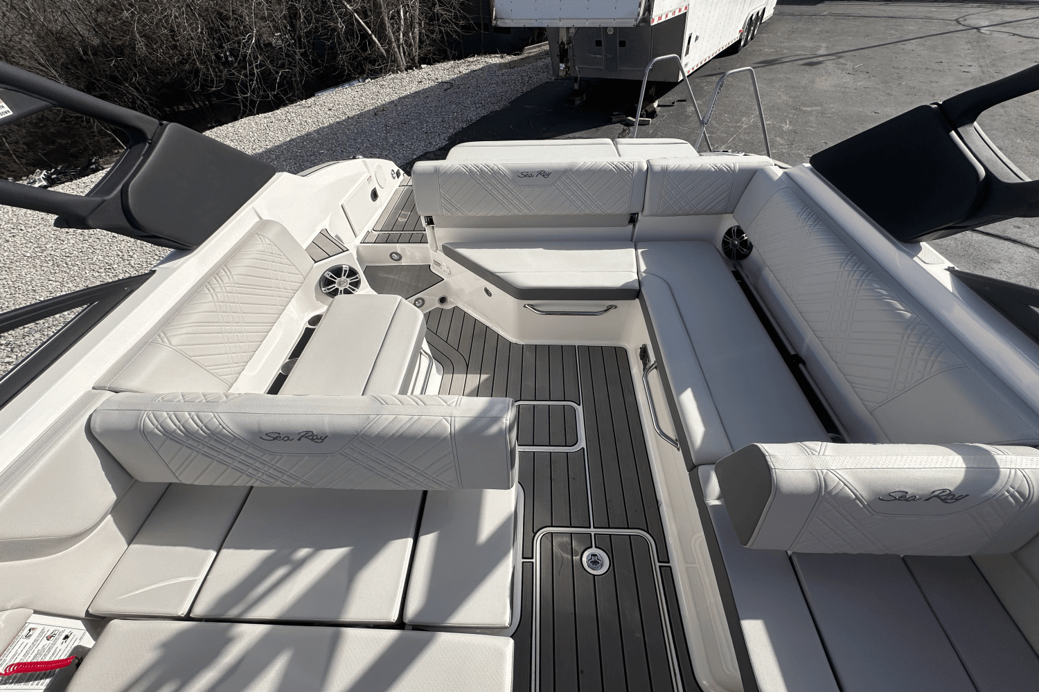 2025 Sea Ray 250 SDX Image Thumbnail #11