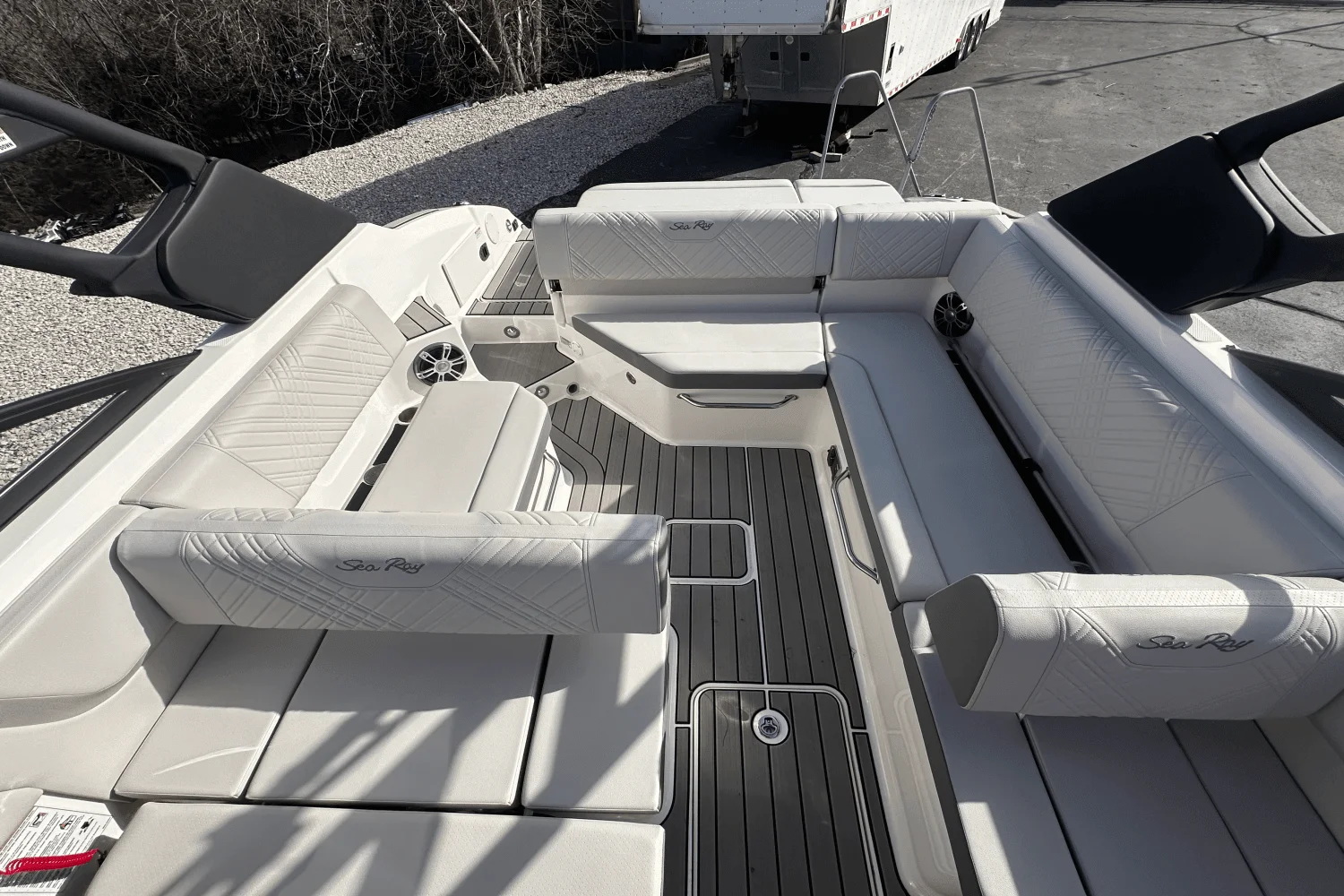 2025 Sea Ray 250 SDX Image Thumbnail #11