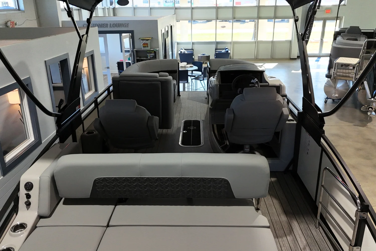 2025 Harris 230 Solstice Image Thumbnail #9