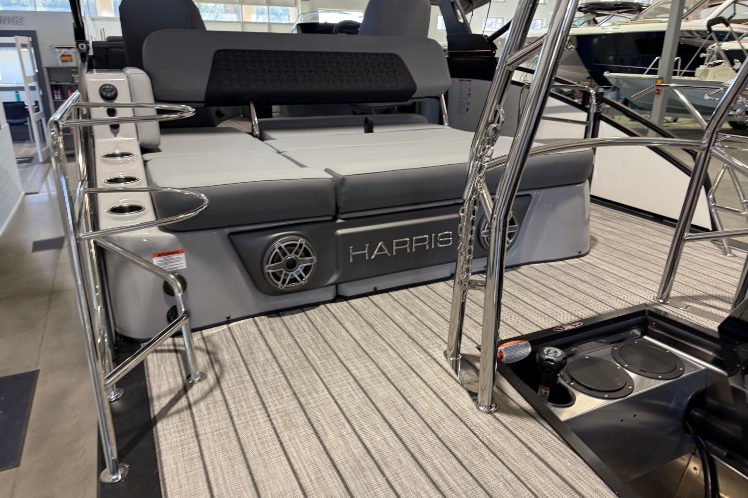 2025 Harris 230 Solstice Image Thumbnail #5