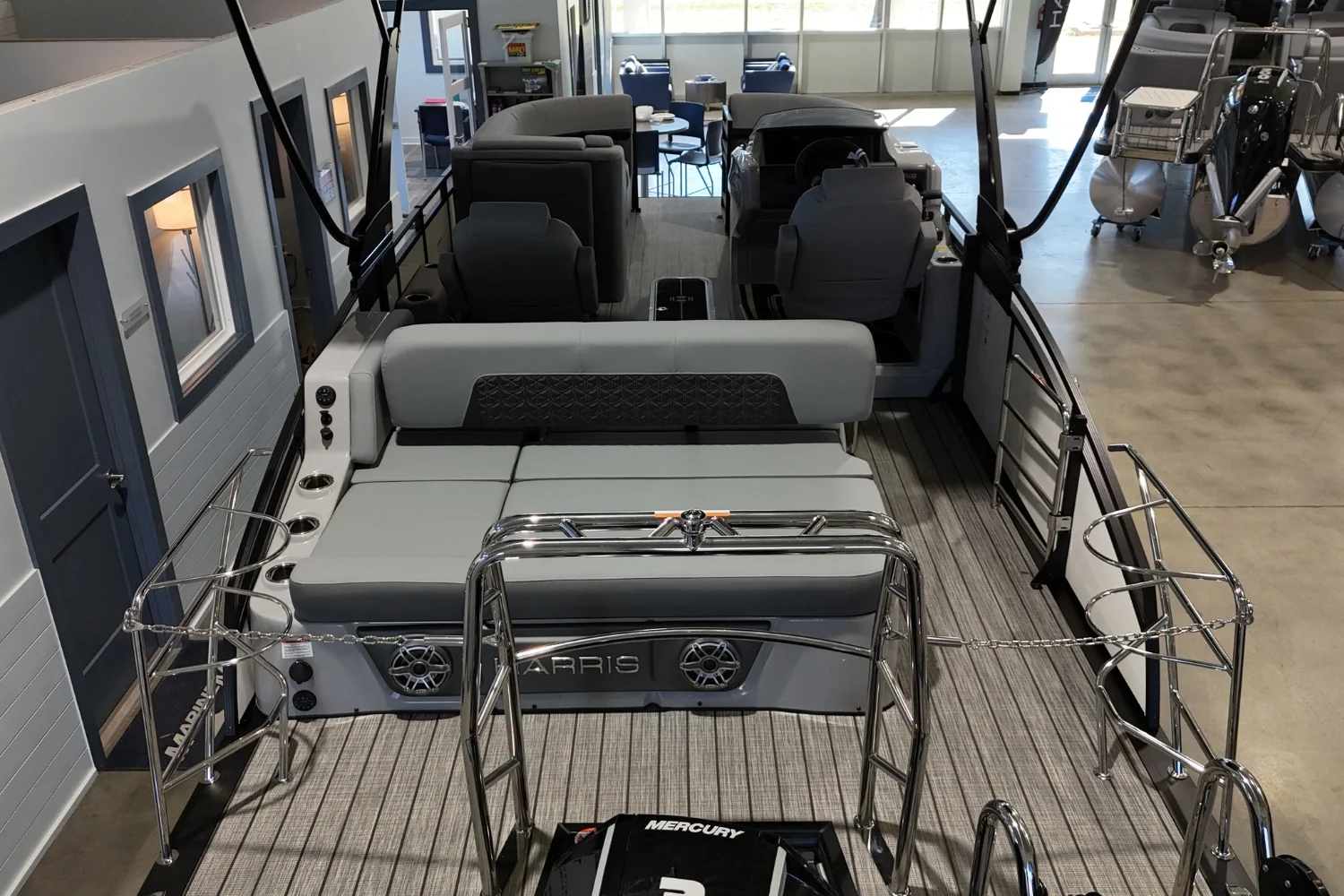 2025 Harris 230 Solstice Image Thumbnail #7