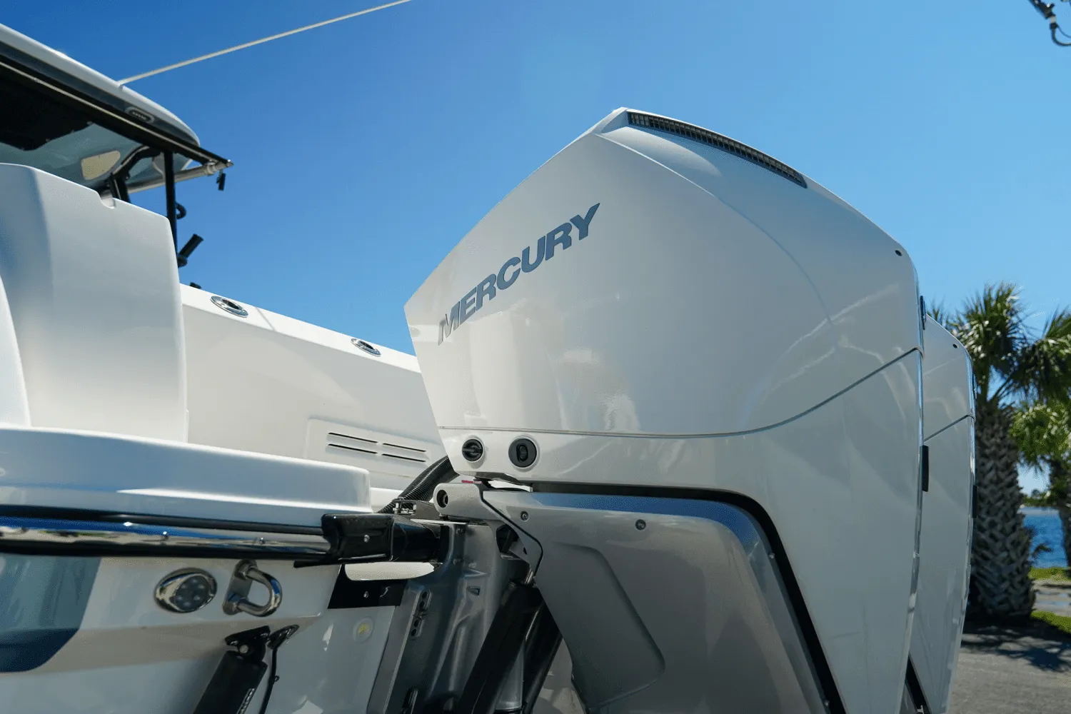 2025 Boston Whaler 285 Conquest Image Thumbnail #8