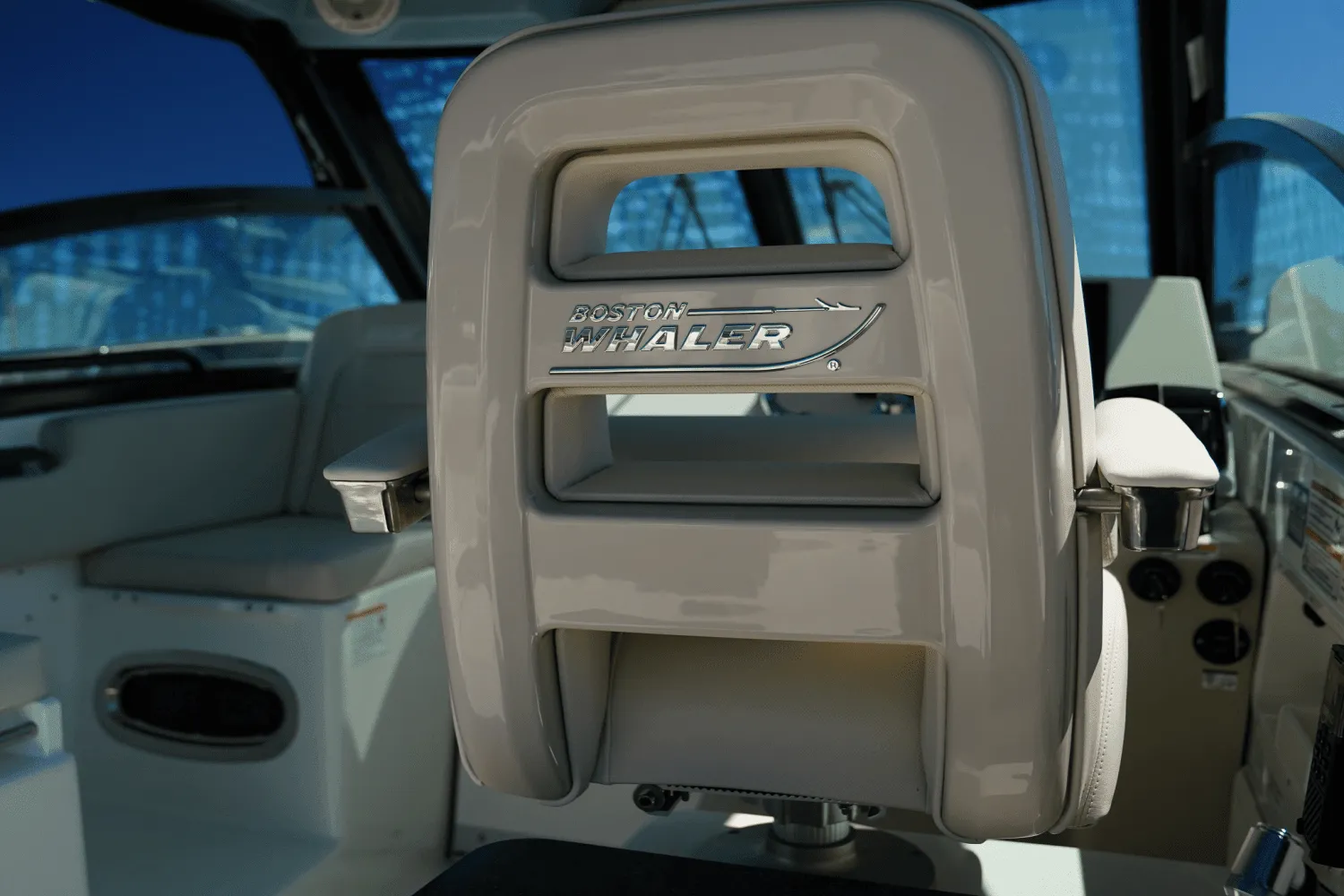 2025 Boston Whaler 285 Conquest Image Thumbnail #14