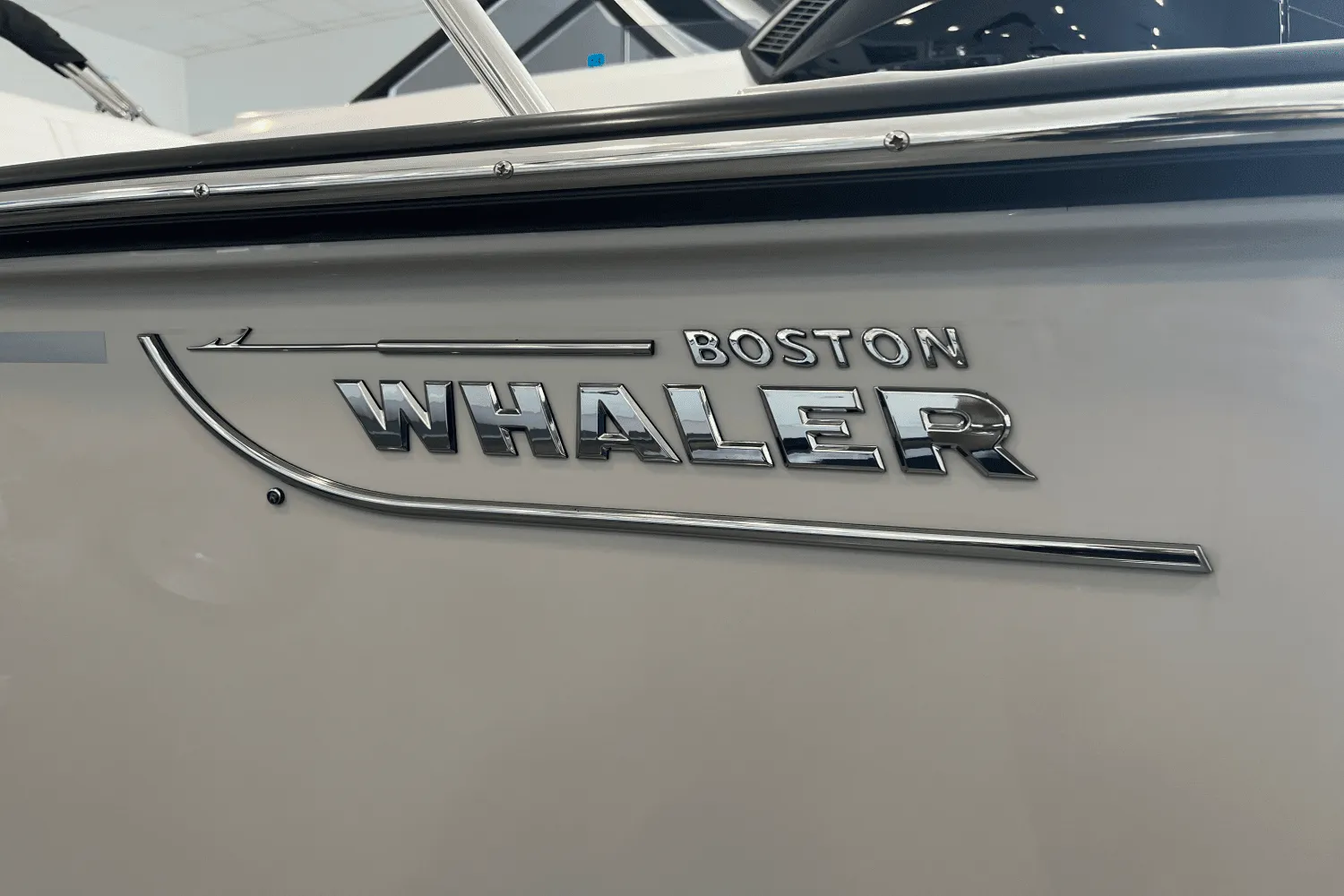 2025 Boston Whaler 210 Montauk Image Thumbnail #12