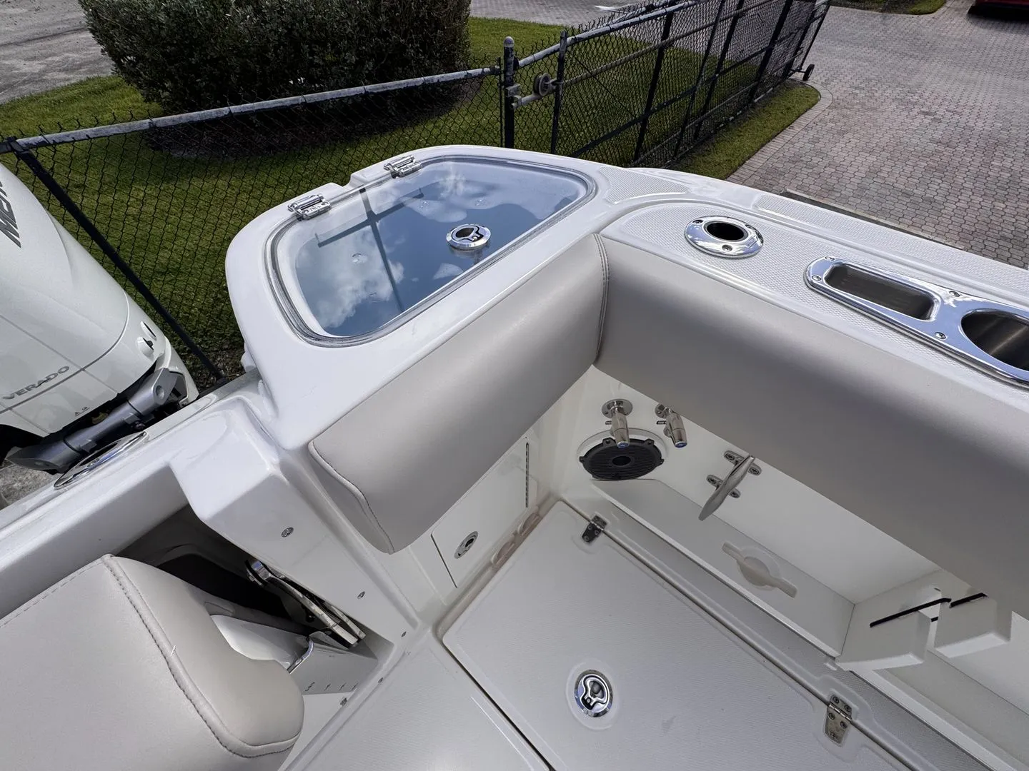 2025 Boston Whaler 365 Conquest Image Thumbnail #5