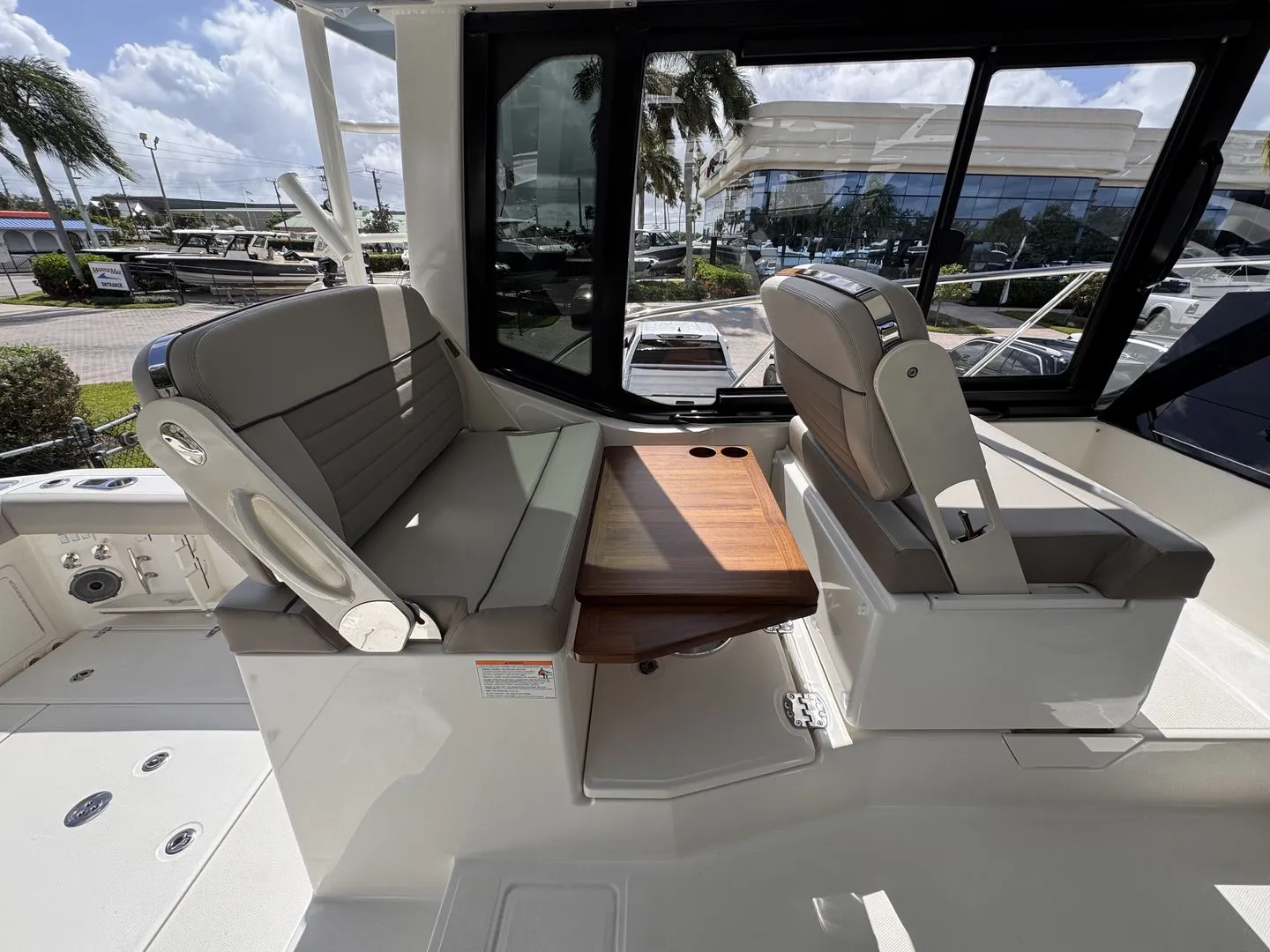 2025 Boston Whaler 365 Conquest Image Thumbnail #9