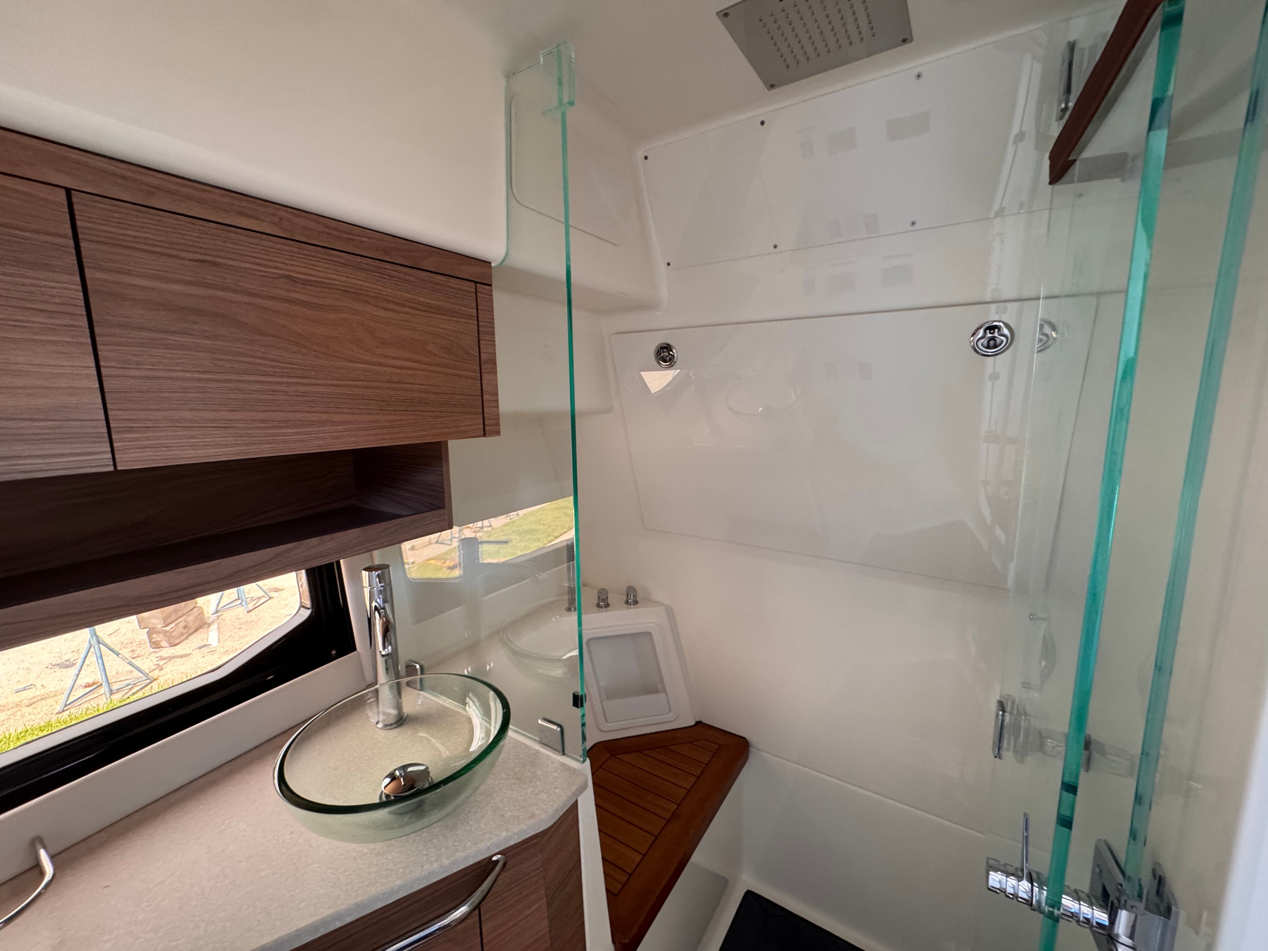 2025 Boston Whaler 365 Conquest Image Thumbnail #23