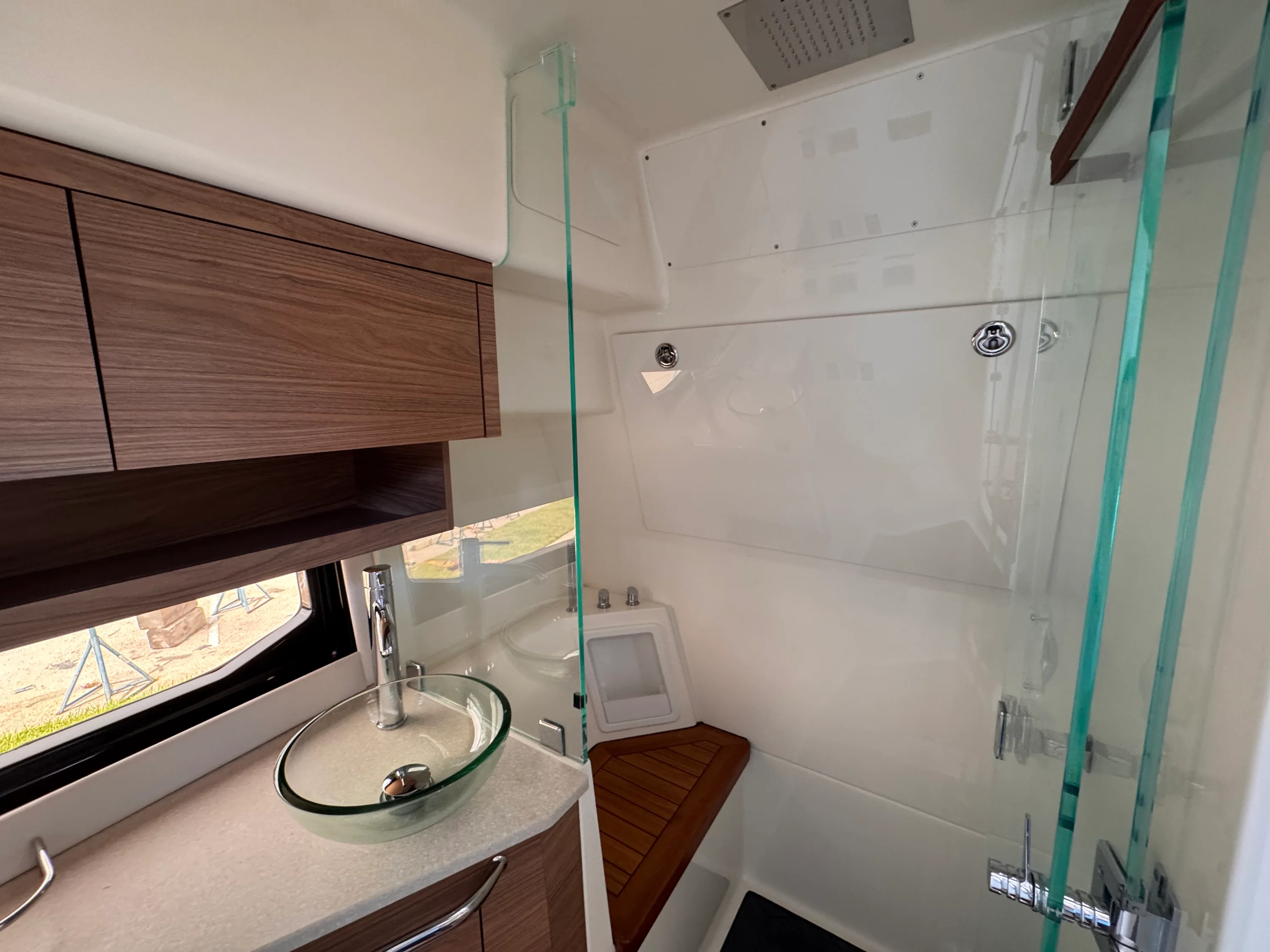 2025 Boston Whaler 365 Conquest Image Thumbnail #23