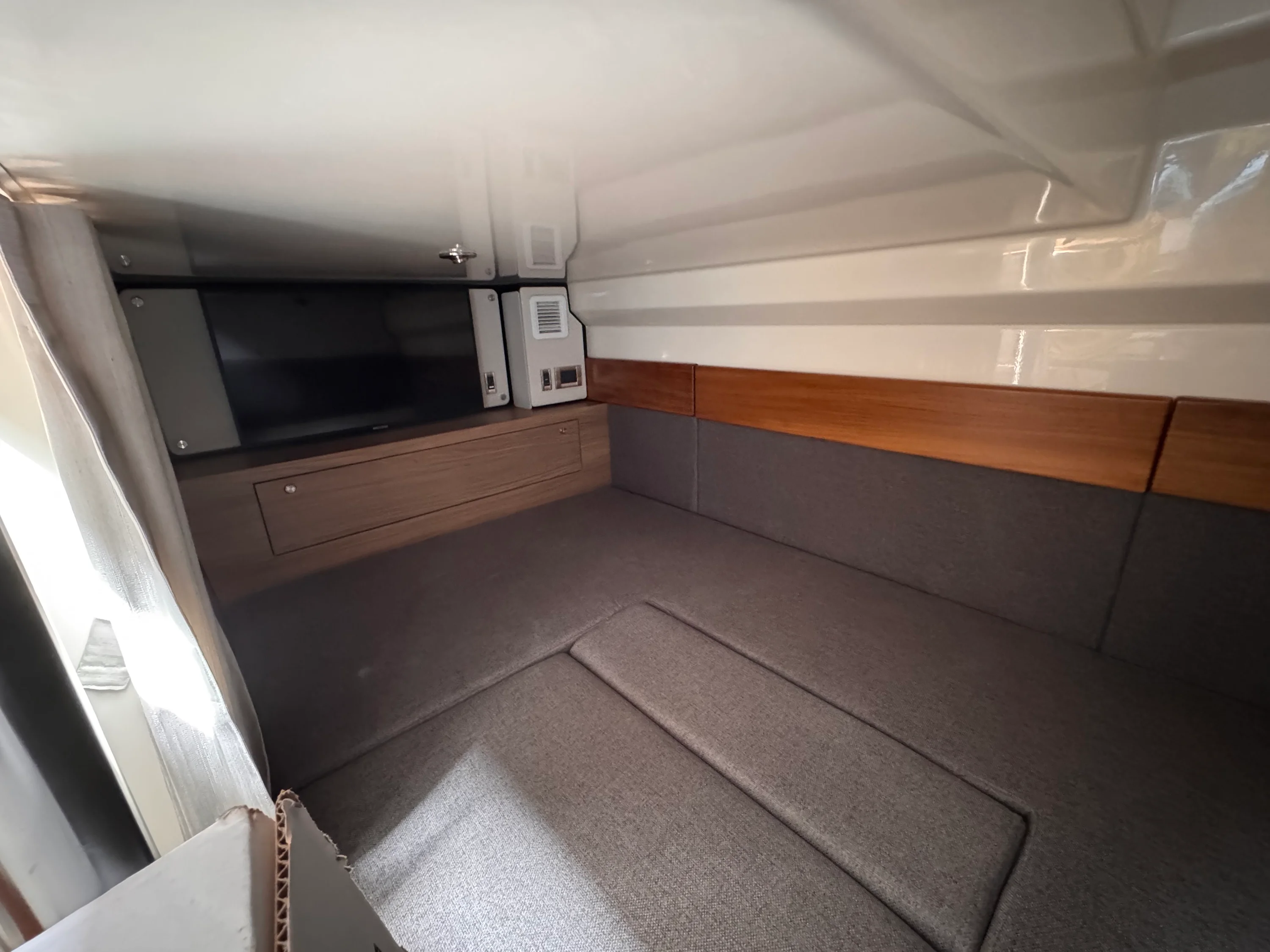 2025 Boston Whaler 365 Conquest Image Thumbnail #28