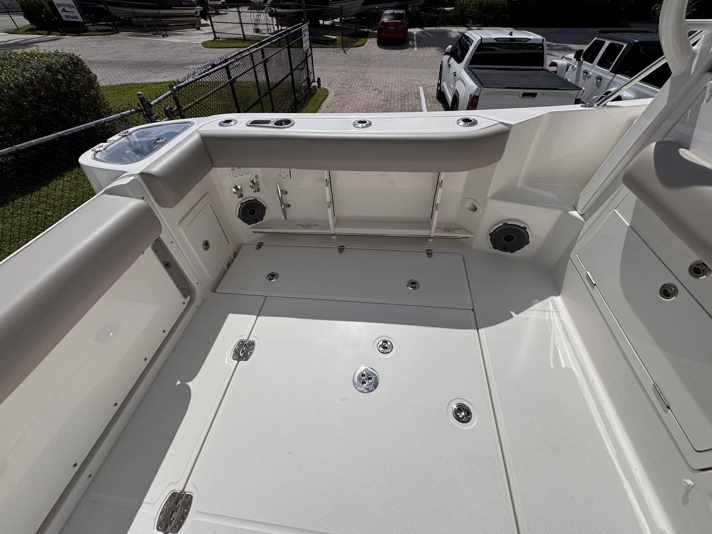 2025 Boston Whaler 365 Conquest Image Thumbnail #4