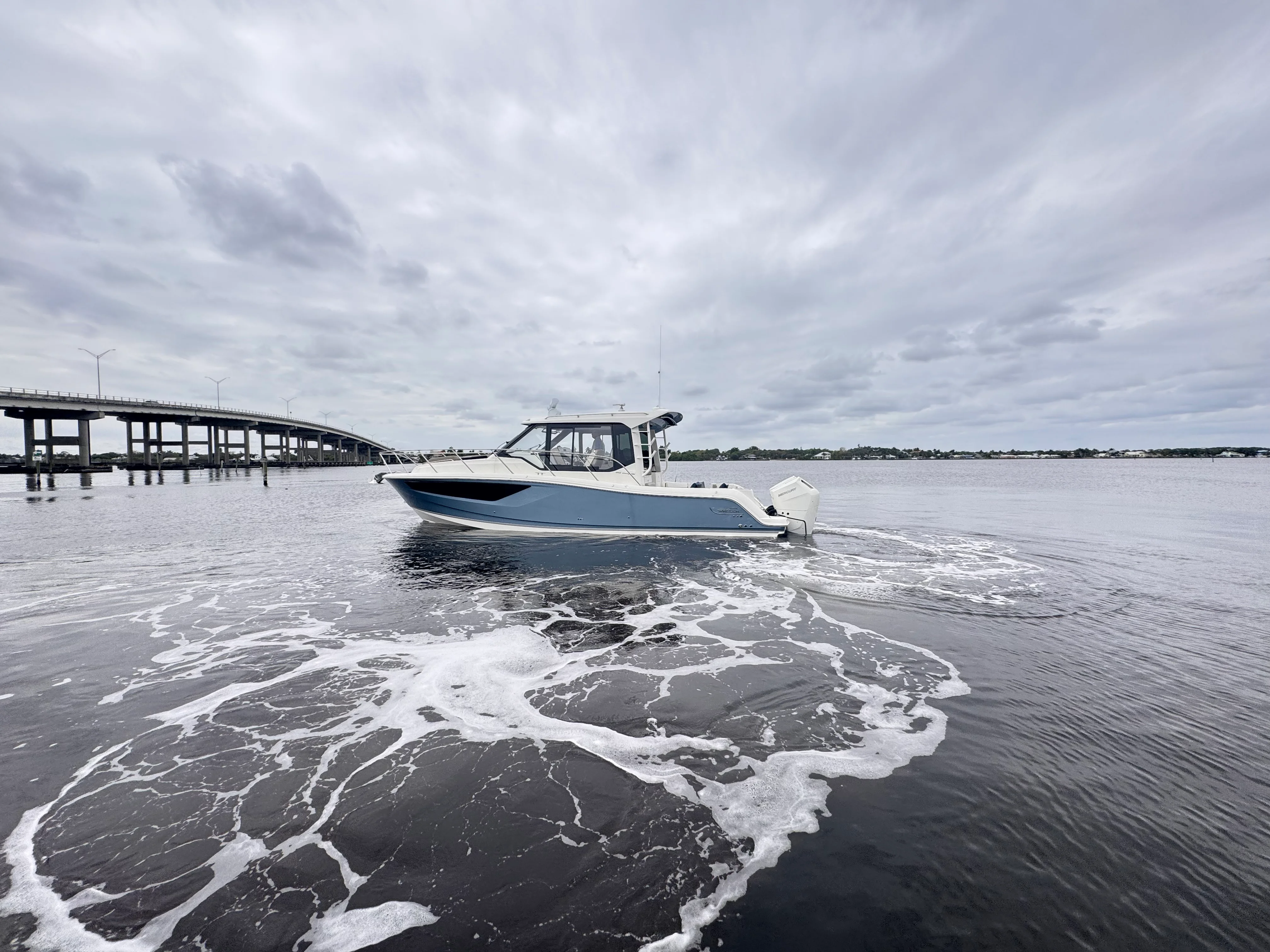 2025 Boston Whaler 365 Conquest Image Thumbnail #1