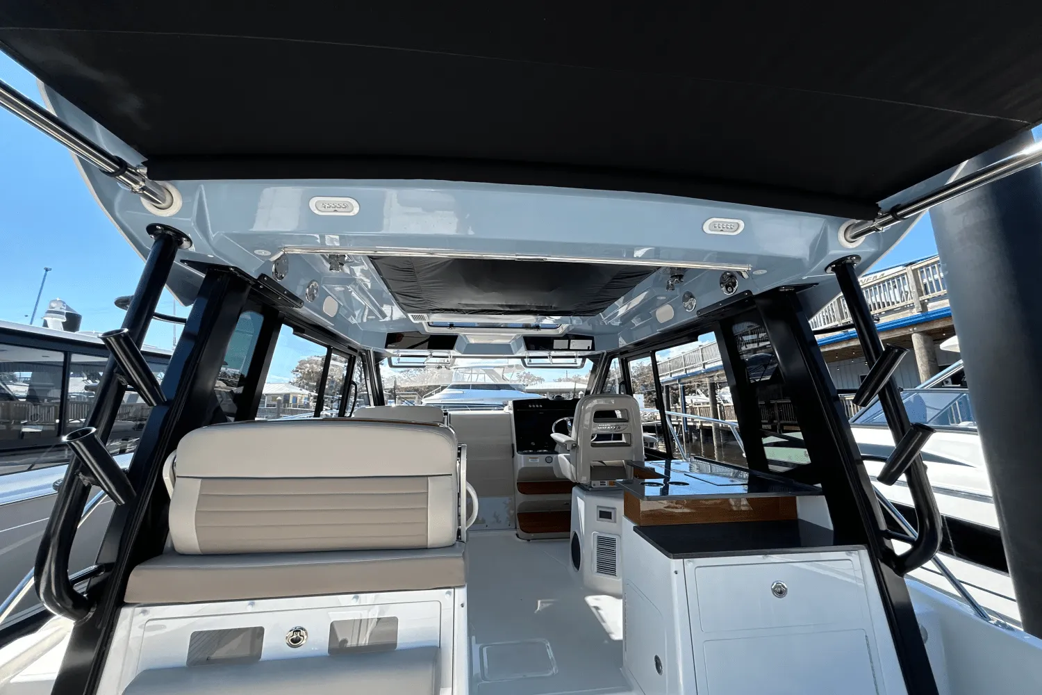 2025 Boston Whaler 365 Conquest Image Thumbnail #66