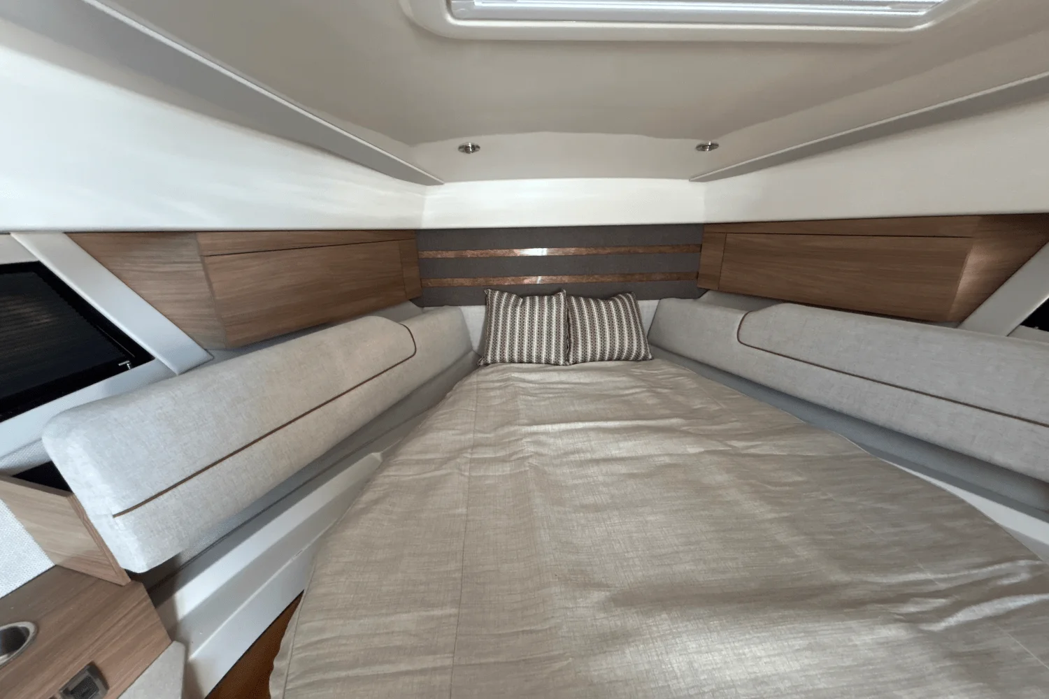 2025 Boston Whaler 365 Conquest Image Thumbnail #53