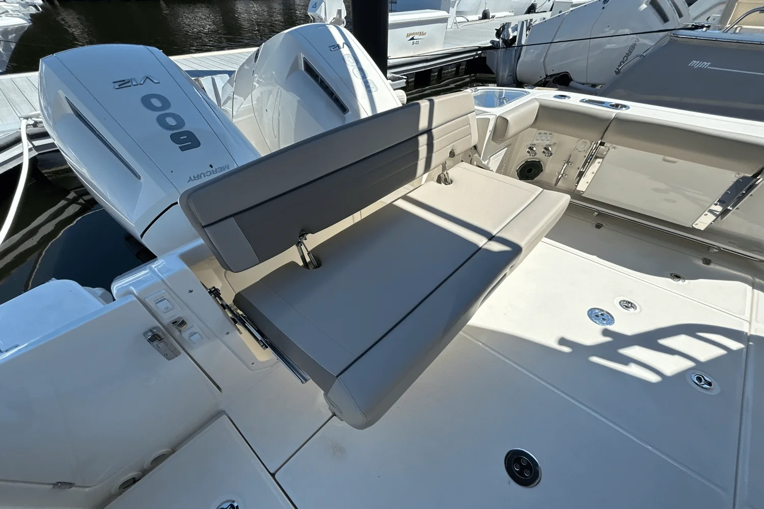 2025 Boston Whaler 365 Conquest Image Thumbnail #8