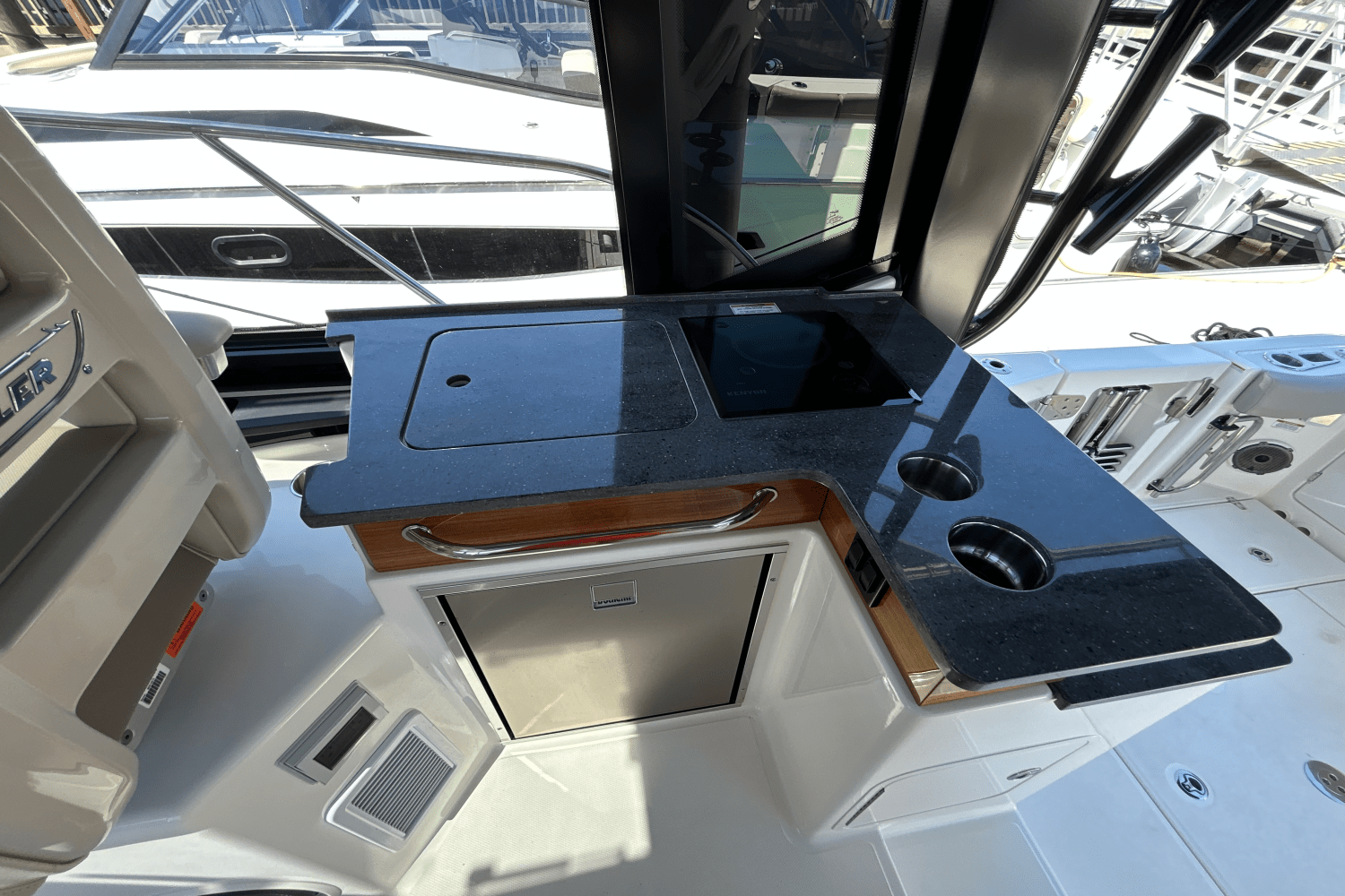 2025 Boston Whaler 365 Conquest Image Thumbnail #21