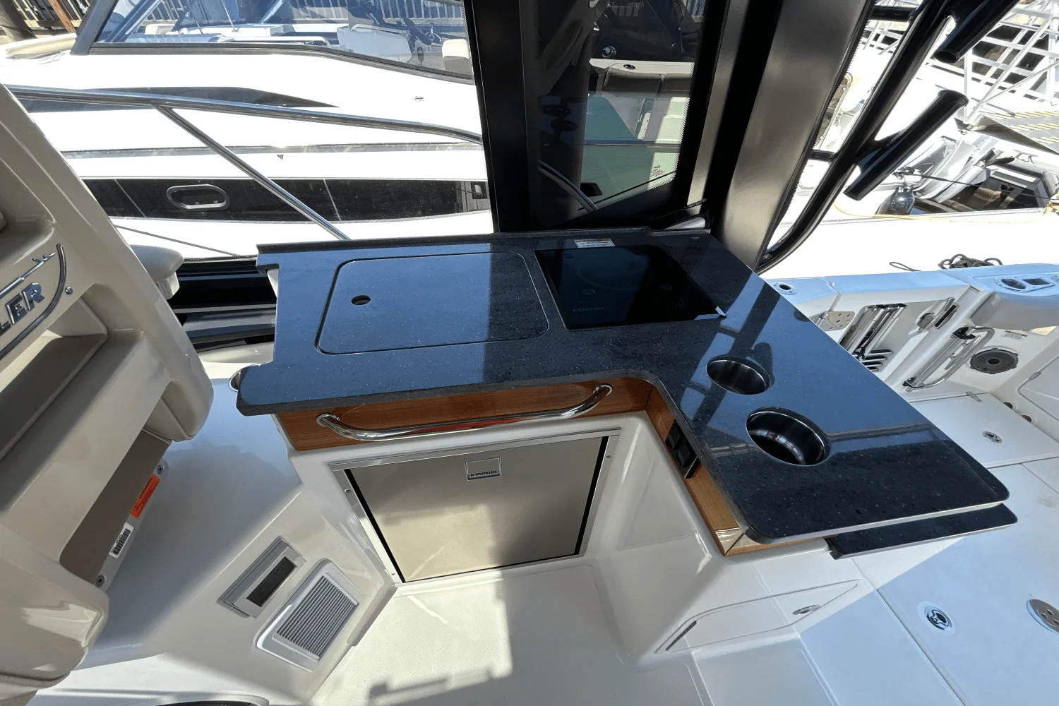 2025 Boston Whaler 365 Conquest Image Thumbnail #21