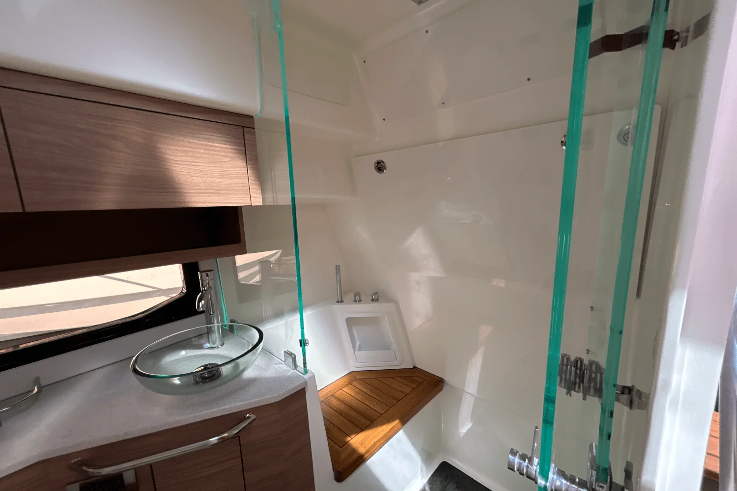 2025 Boston Whaler 365 Conquest Image Thumbnail #45