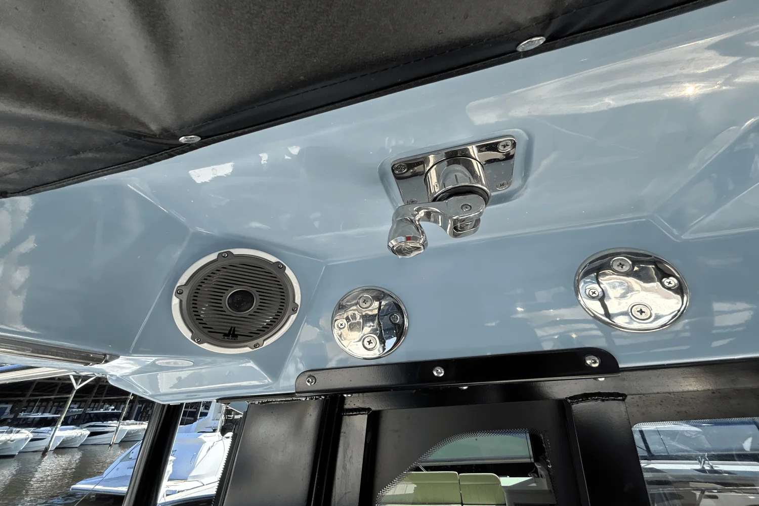 2025 Boston Whaler 365 Conquest Image Thumbnail #28