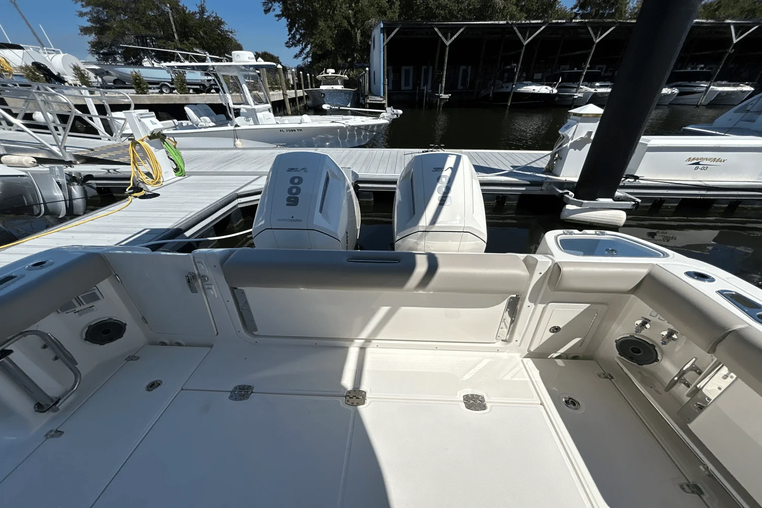 2025 Boston Whaler 365 Conquest Image Thumbnail #6