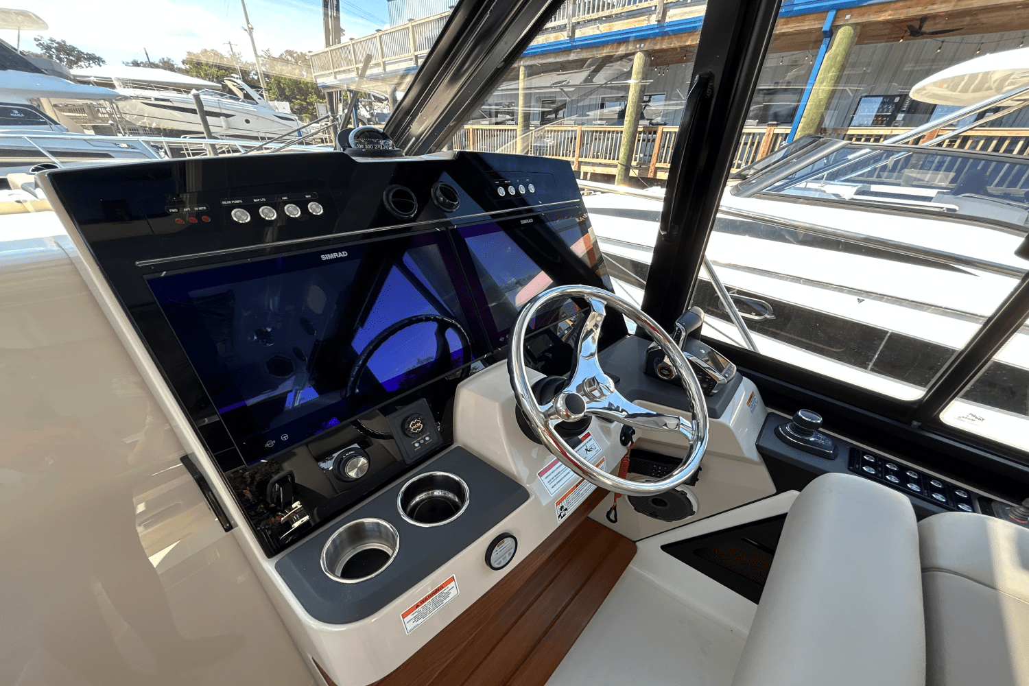 2025 Boston Whaler 365 Conquest Image Thumbnail #29