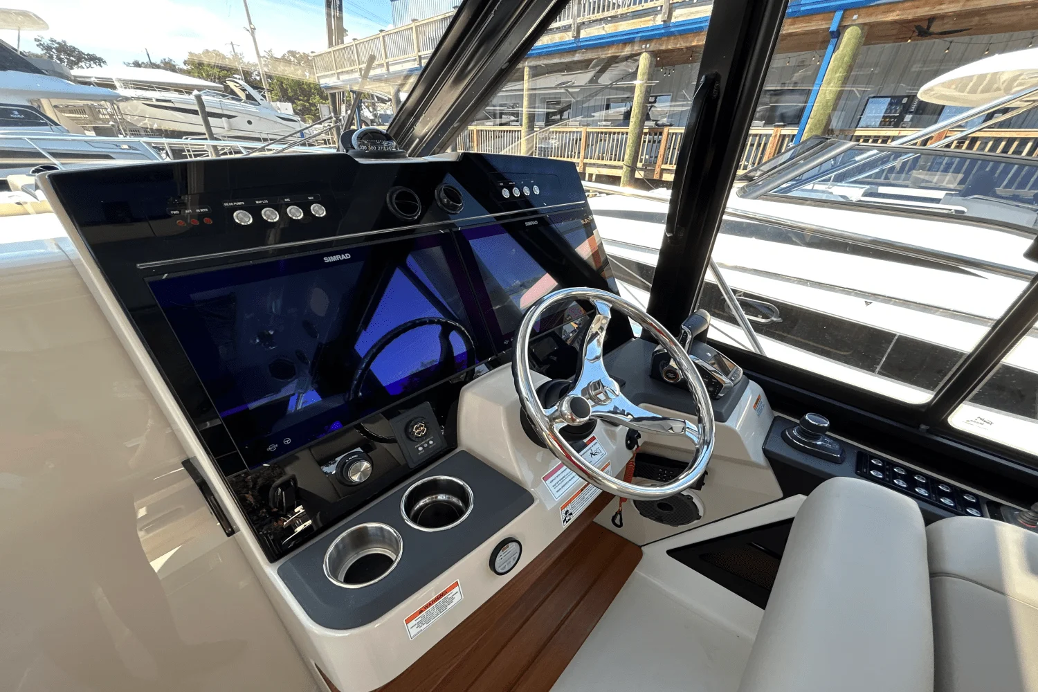 2025 Boston Whaler 365 Conquest Image Thumbnail #29