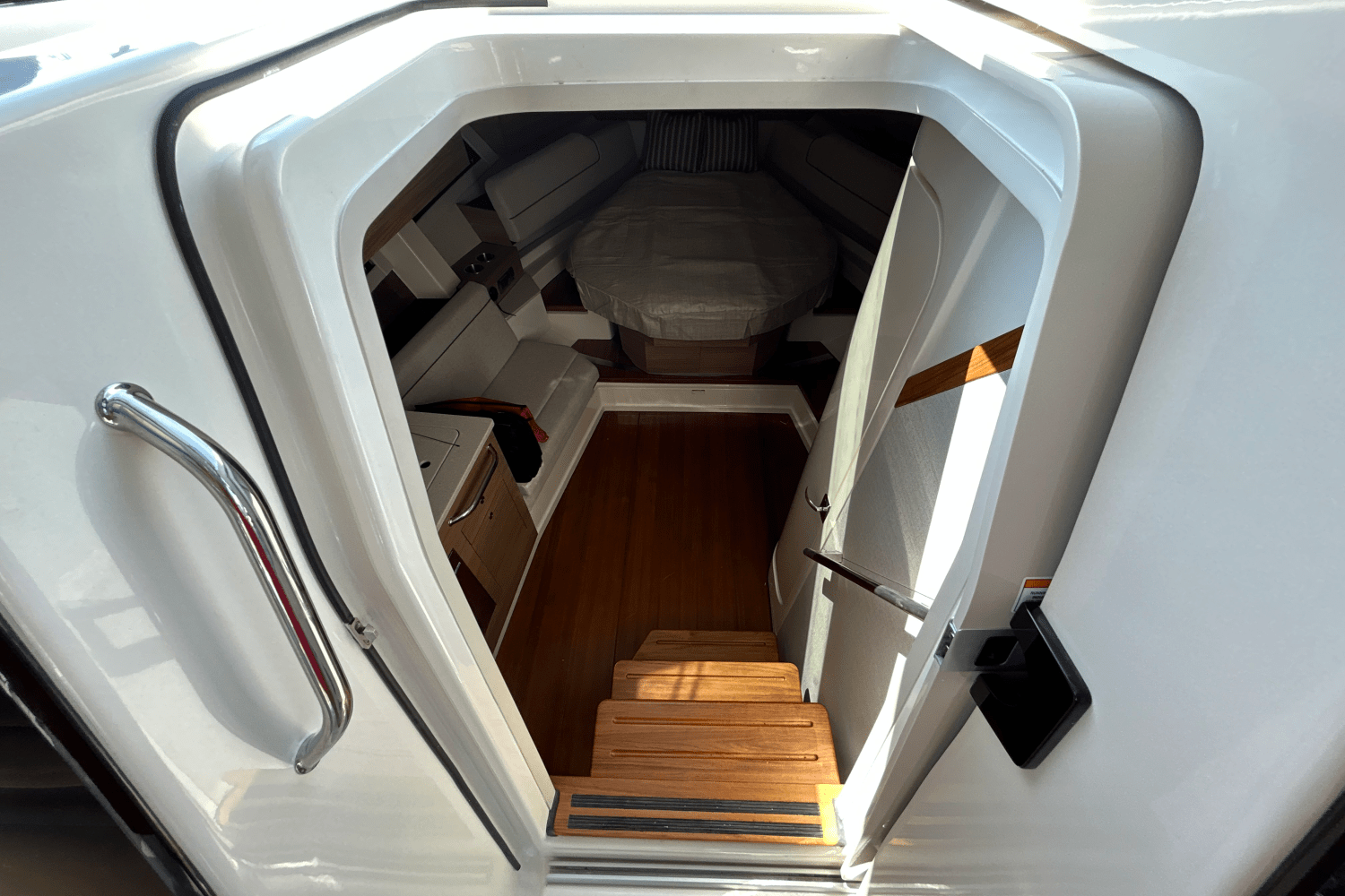 2025 Boston Whaler 365 Conquest Image Thumbnail #41