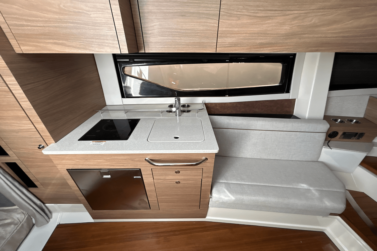 2025 Boston Whaler 365 Conquest Image Thumbnail #48