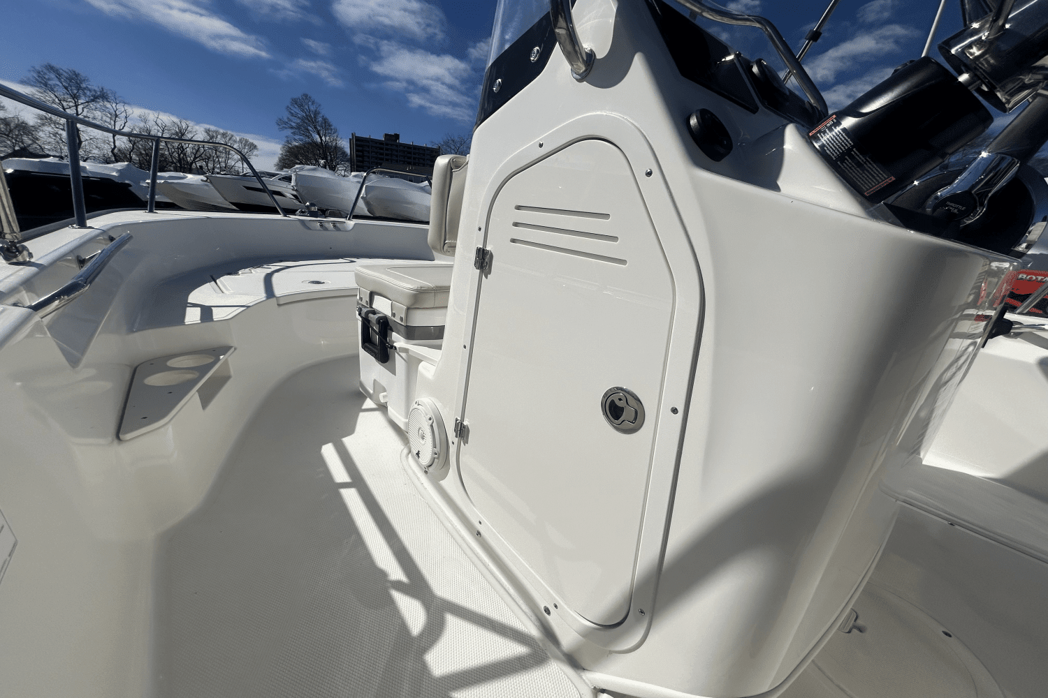 2025 Boston Whaler 170 Montauk Image Thumbnail #17