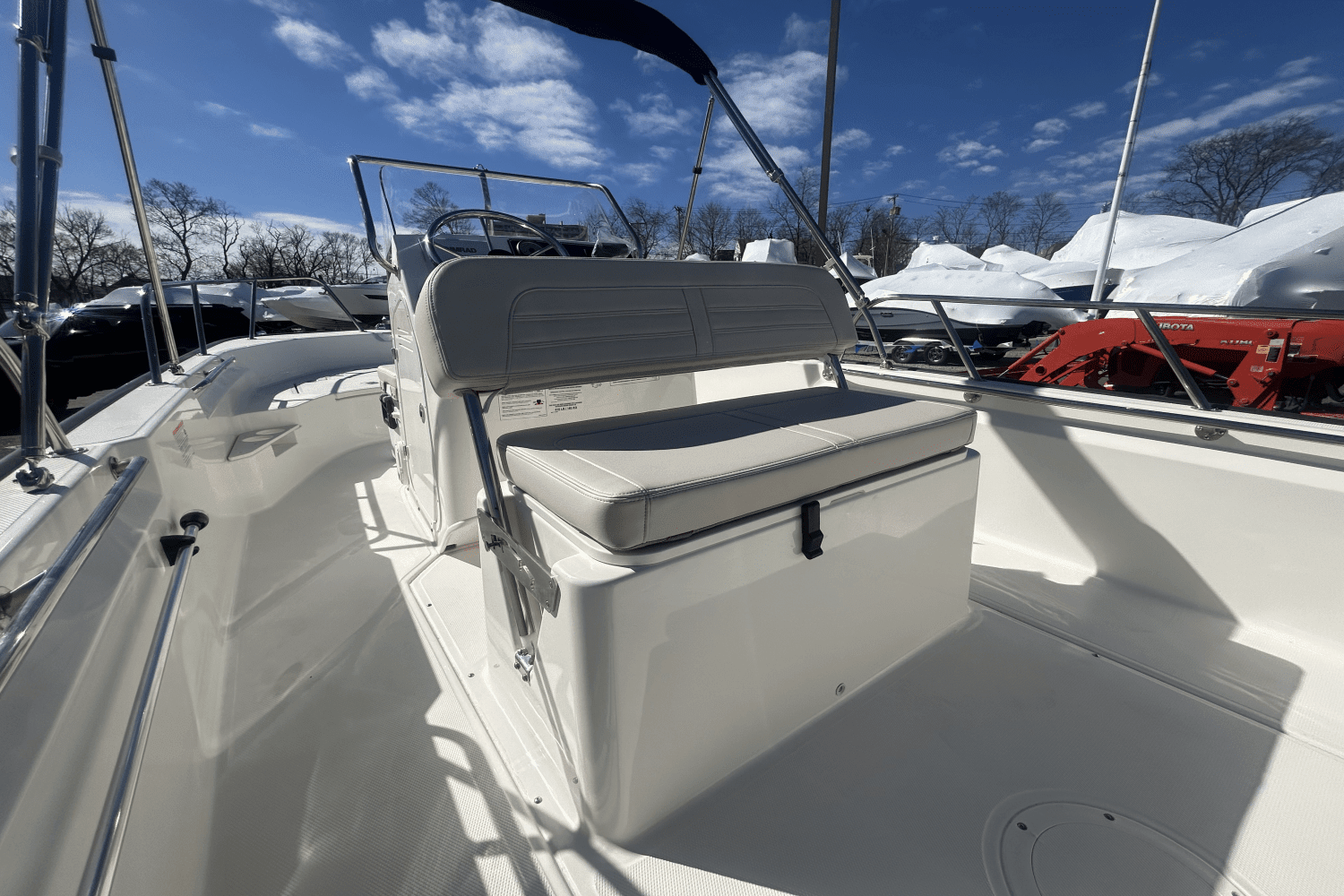 2025 Boston Whaler 170 Montauk Image Thumbnail #5