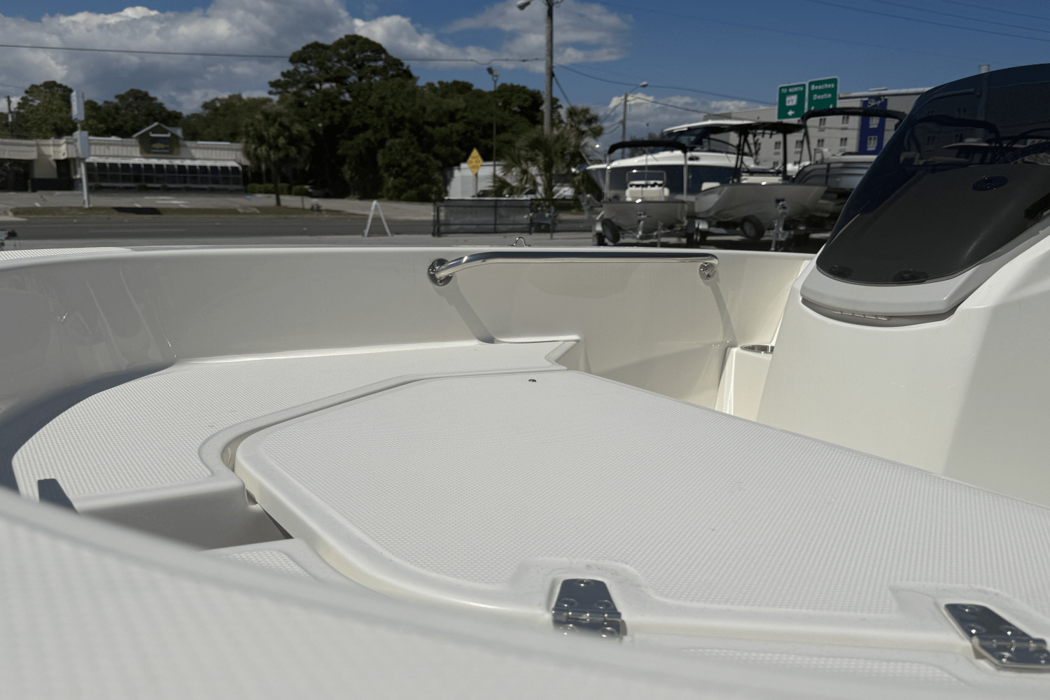 2025 Boston Whaler 130 Super Sport Image Thumbnail #9