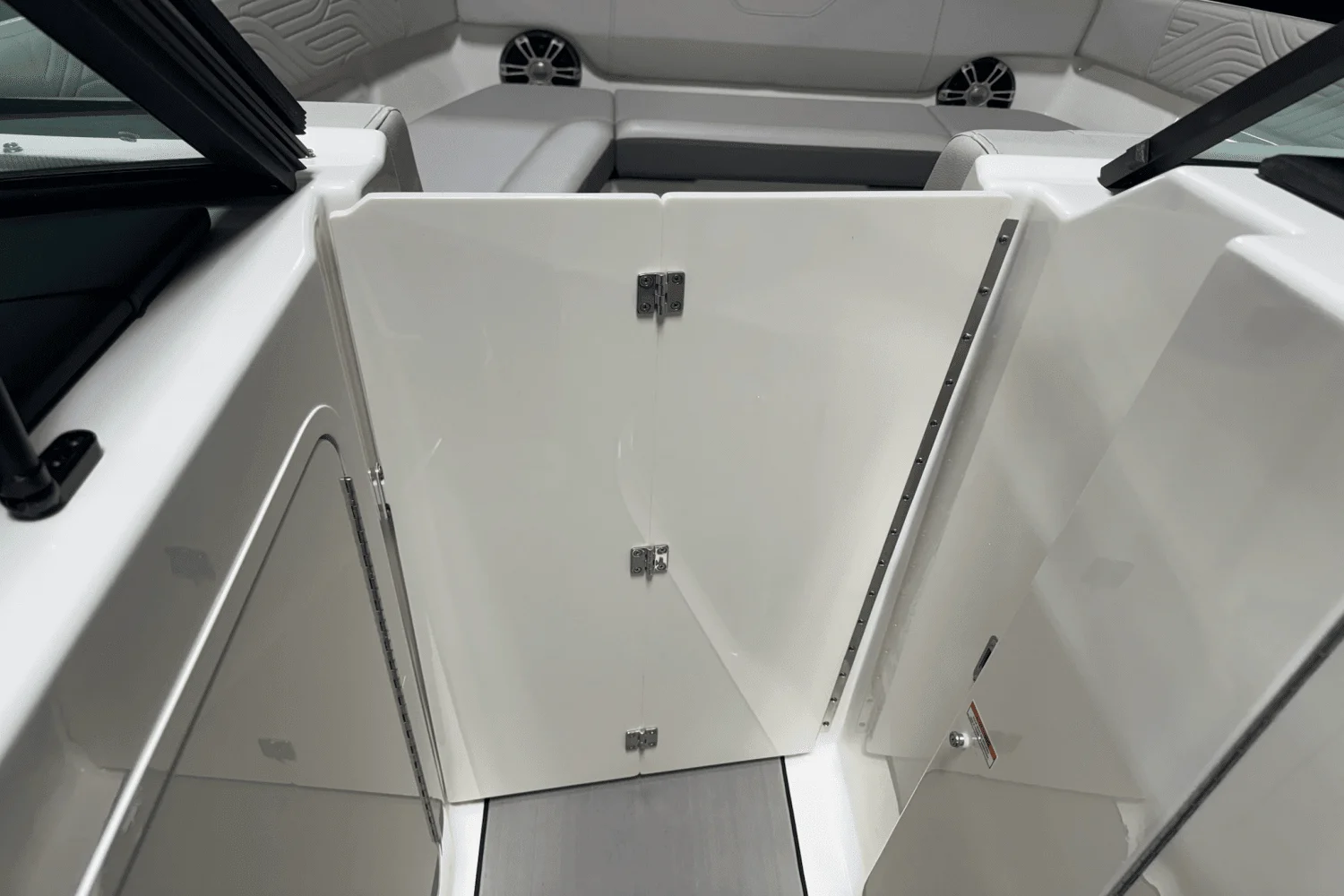 2025 Sea Ray SDX 270 Surf Image Thumbnail #64