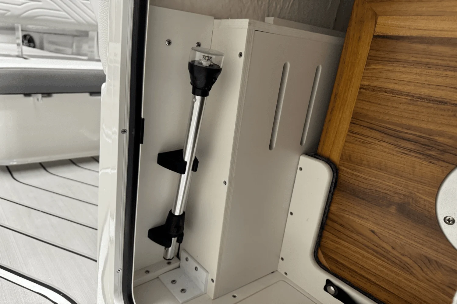 2025 Sea Ray SDX 270 Surf Image Thumbnail #59