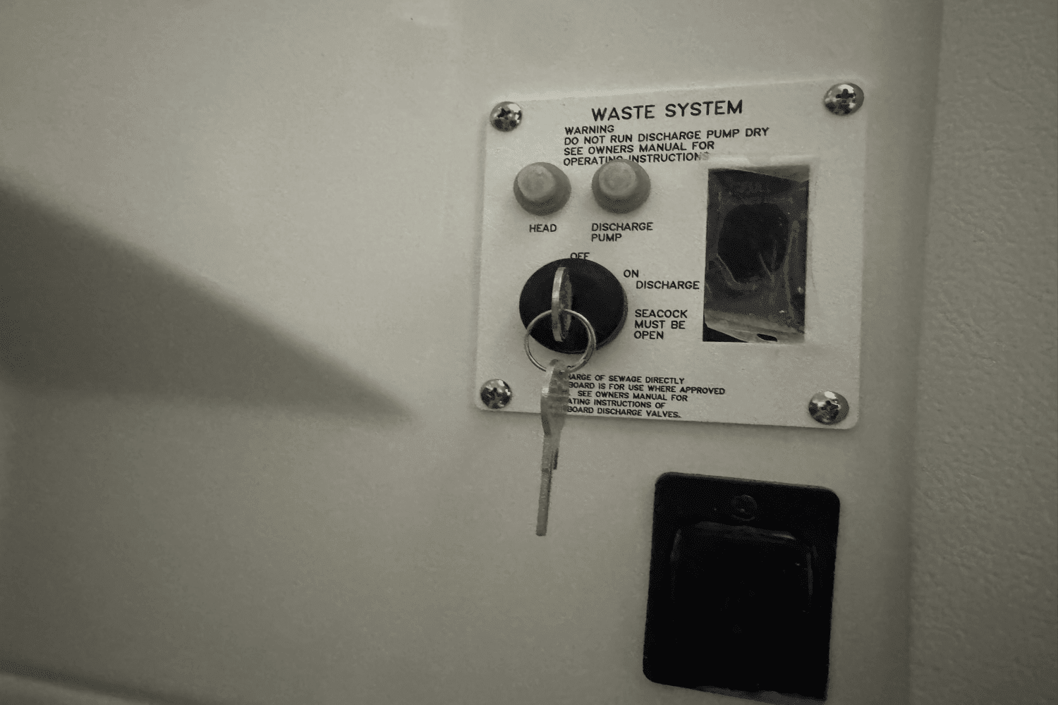 2025 Sea Ray SDX 270 Surf Image Thumbnail #63