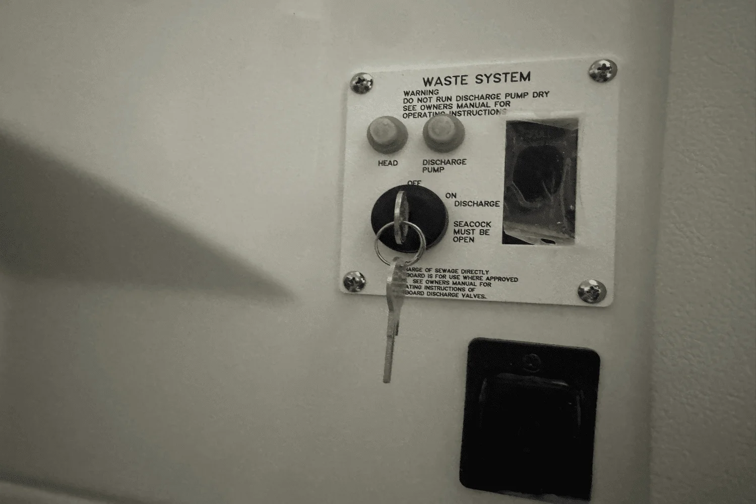 2025 Sea Ray SDX 270 Surf Image Thumbnail #63