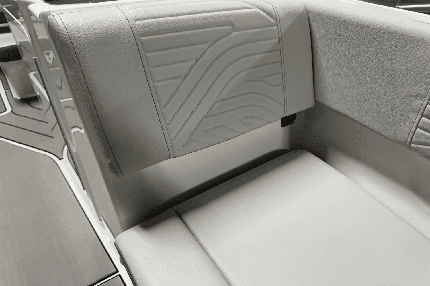 2025 Sea Ray SDX 270 Surf Image Thumbnail #71