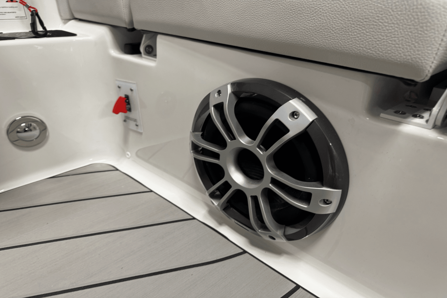 2025 Sea Ray SDX 270 Surf Image Thumbnail #39