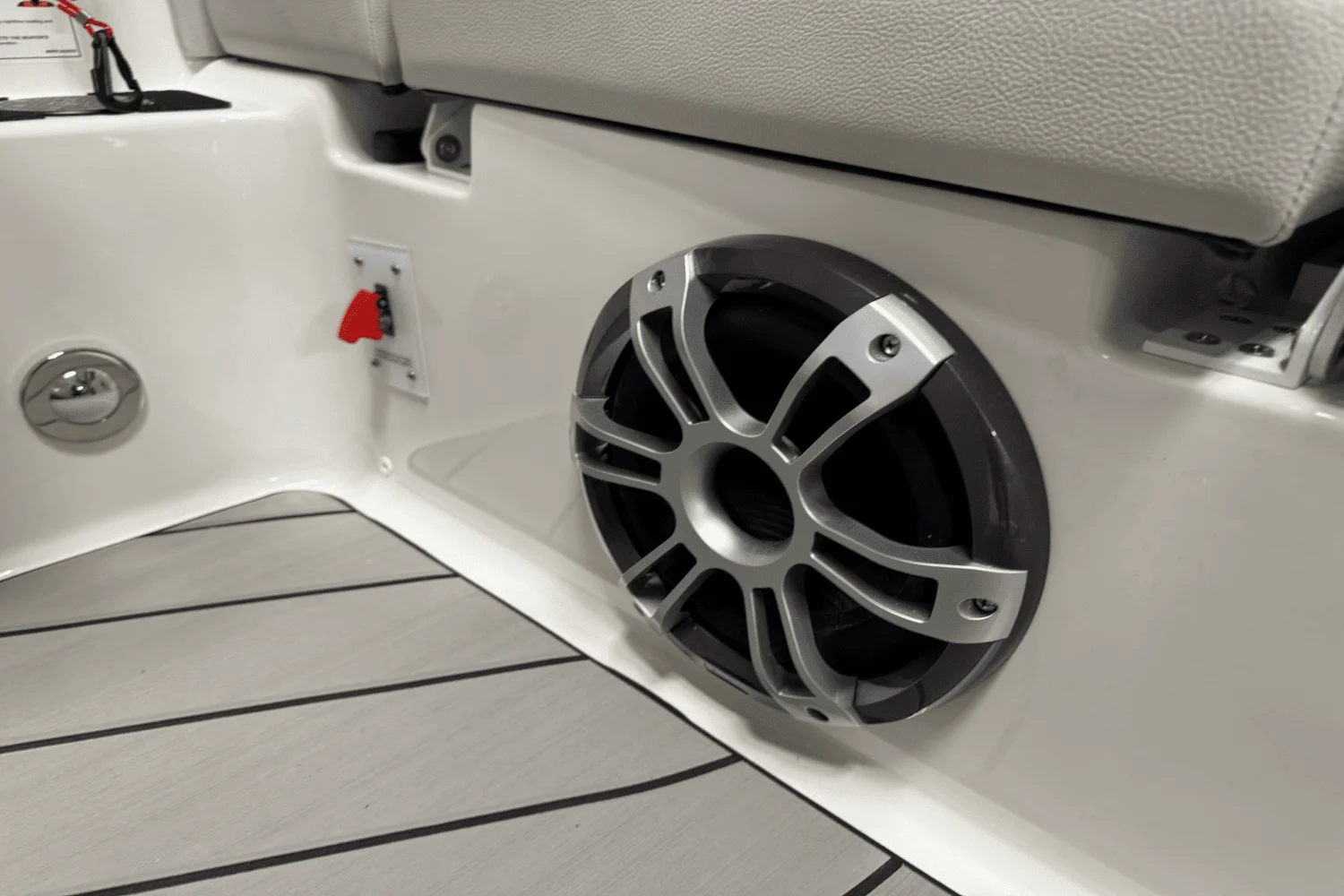 2025 Sea Ray SDX 270 Surf Image Thumbnail #39