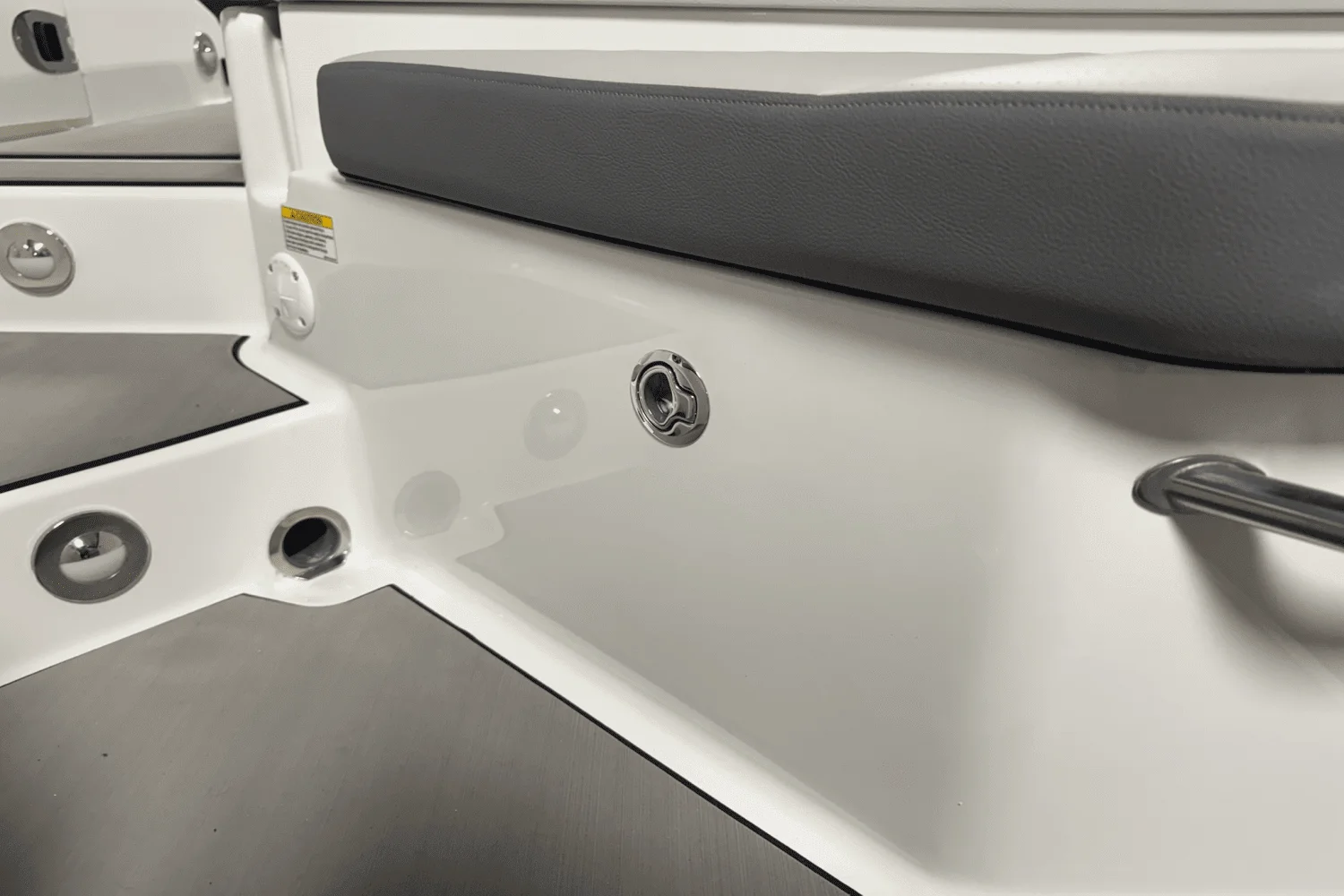 2025 Sea Ray SDX 270 Surf Image Thumbnail #27
