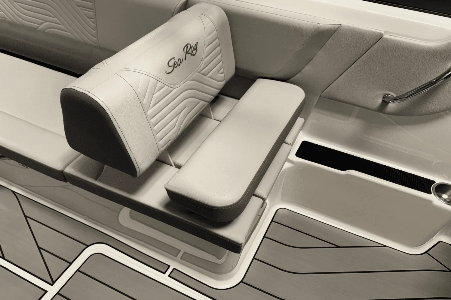 2025 Sea Ray SDX 270 Surf Image Thumbnail #51