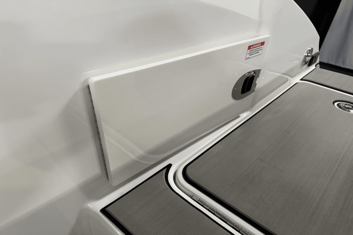 2025 Sea Ray SDX 270 Surf Image Thumbnail #22